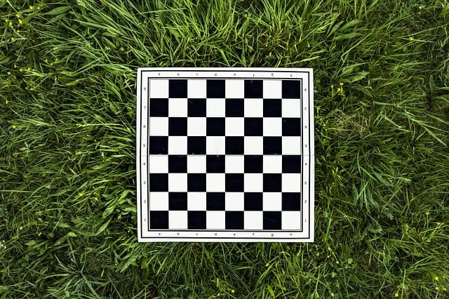 chess board setup