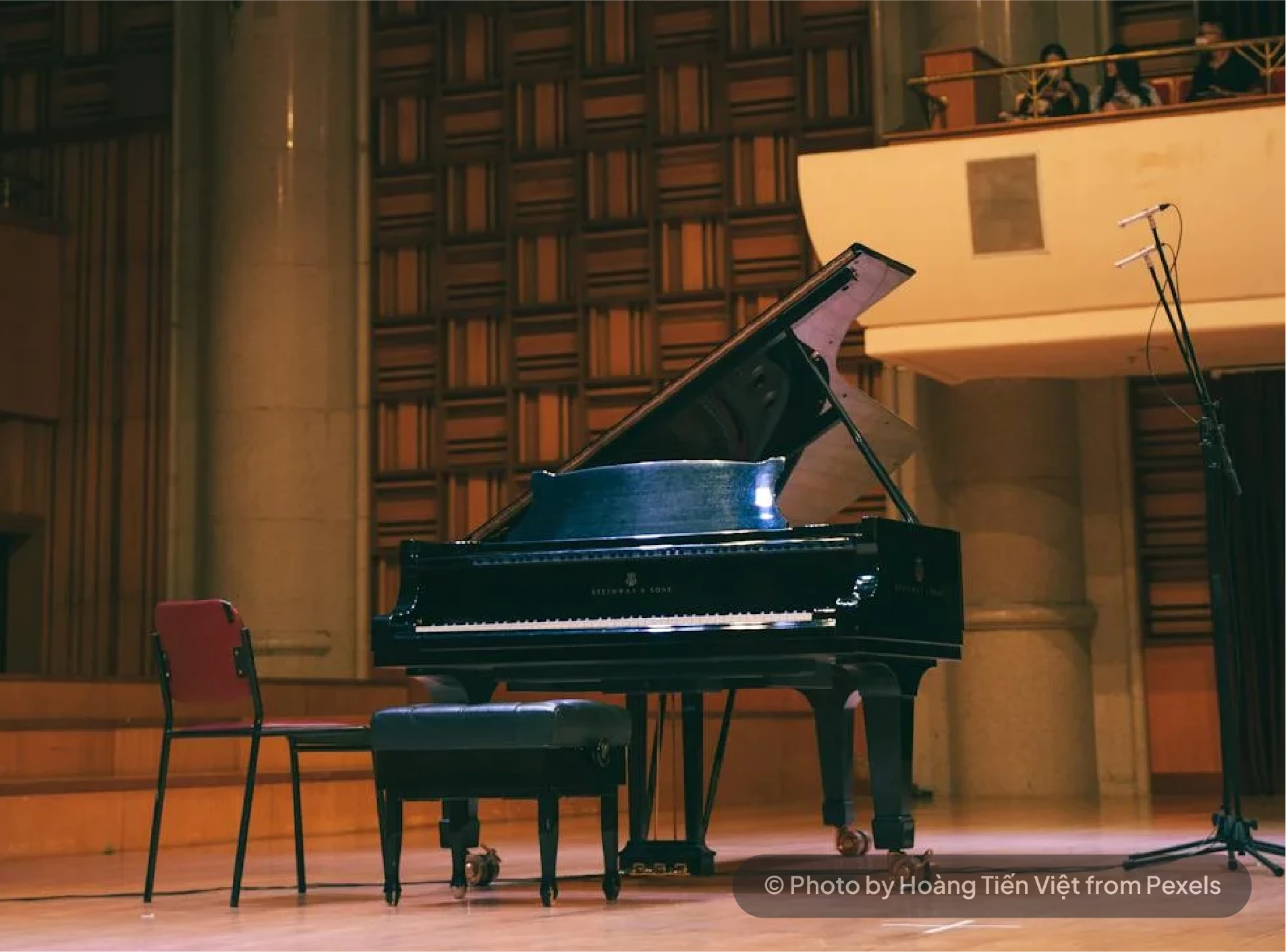 different types of pianos