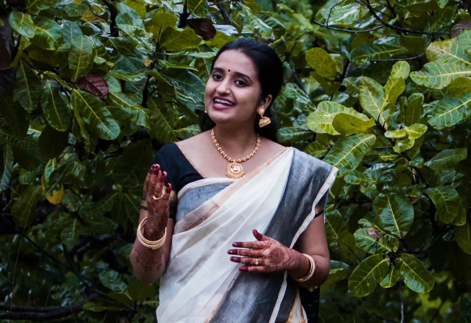 Basics in Carnatic Vocals with Ila Sangeetha Diliip on ipassio