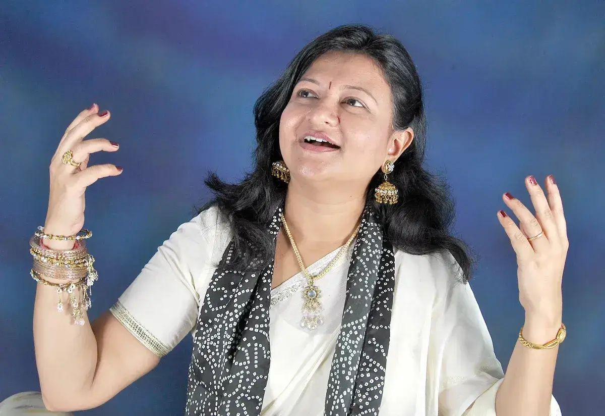 Gujarati Sugam Sangeet (Light Music) By Sonal Shah