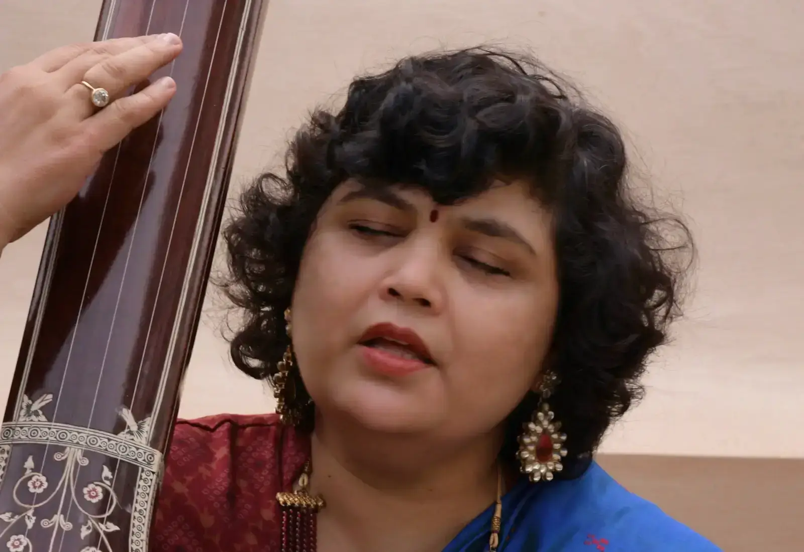 Hindustani Classical Vocal for Beginners by Rashmi Joshi
