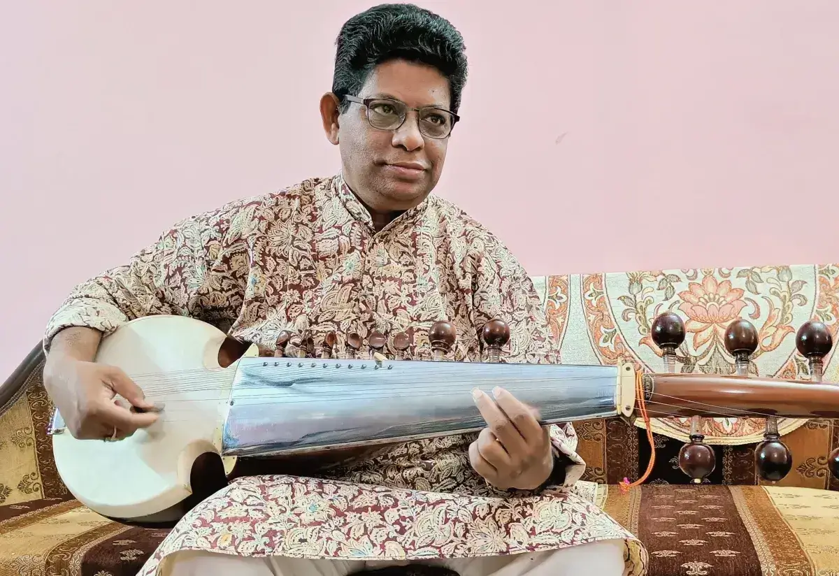 Learn Indian Classical Music on Sarod by Pt. Abhik Sarkar