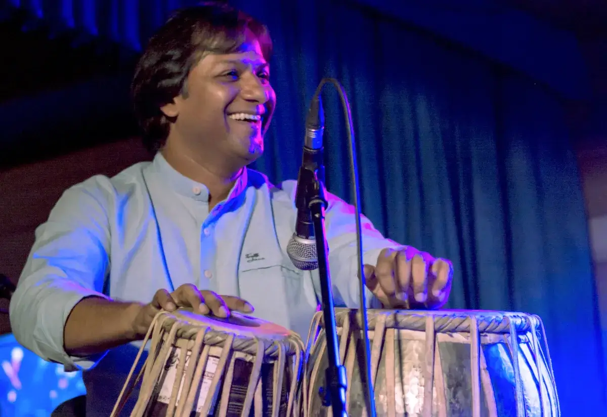 Online Tabla Lessons for Beginners by Alpesh Moharir on ipassio