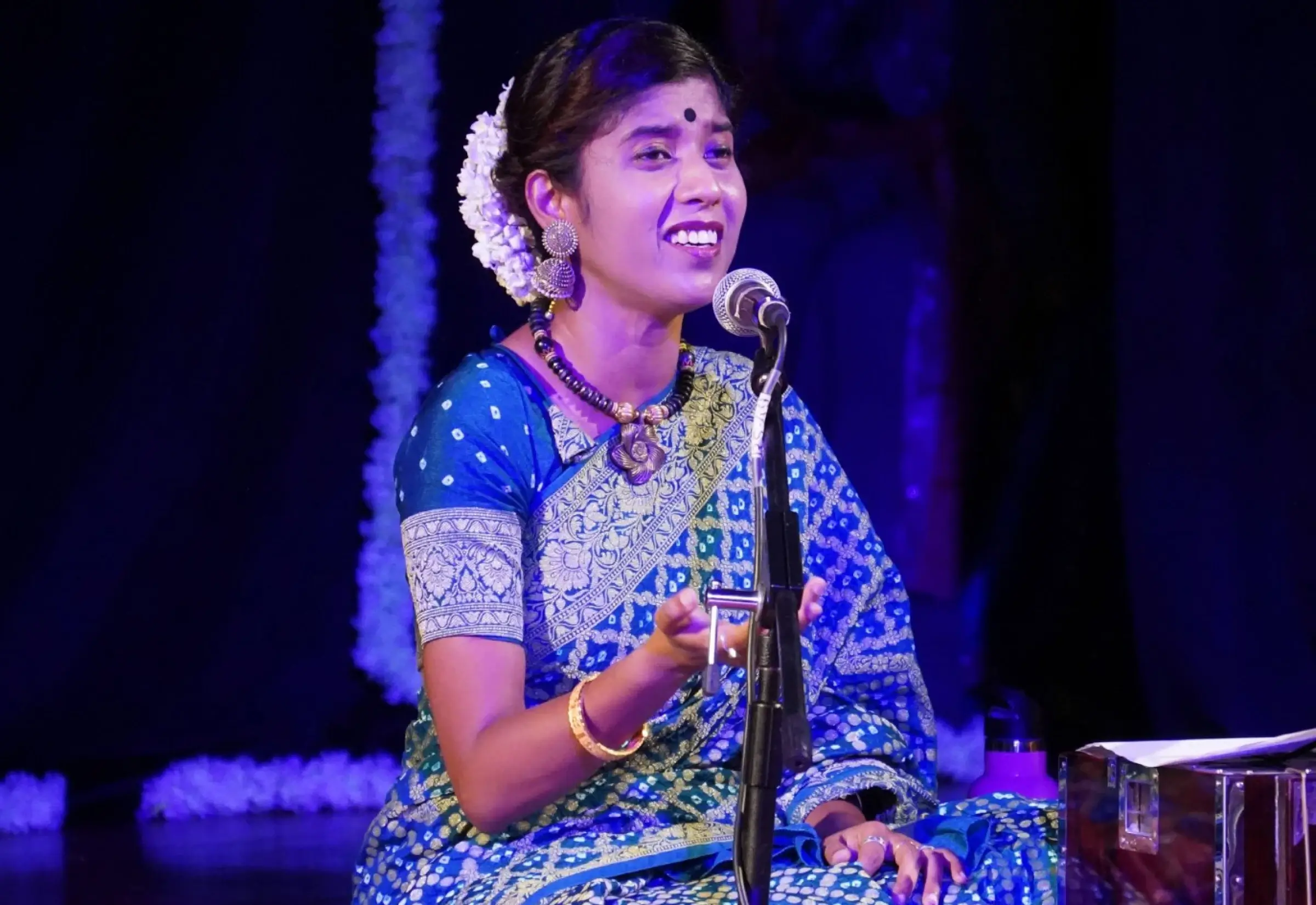 Hindustani Classical Vocals Basics by Debolina Ghosh on ipassio