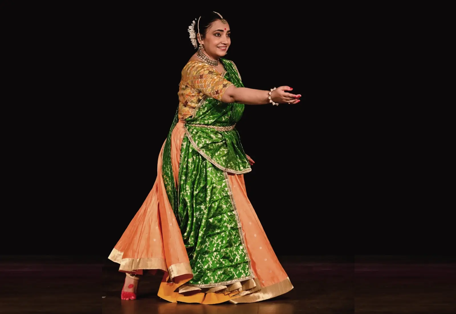 Online Kathak Course for Beginners with Pallavi Shome on ipassio